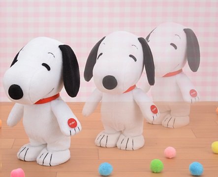 スヌーピープレミアムトコトコ歩くぬいぐるみ1
